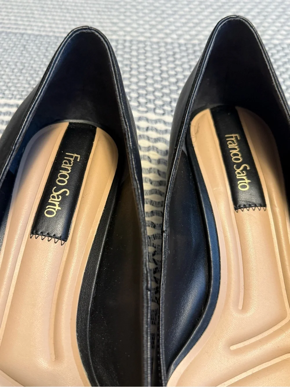 Franco Sarto Classic Black Women's Square-Toe Bow Pumps